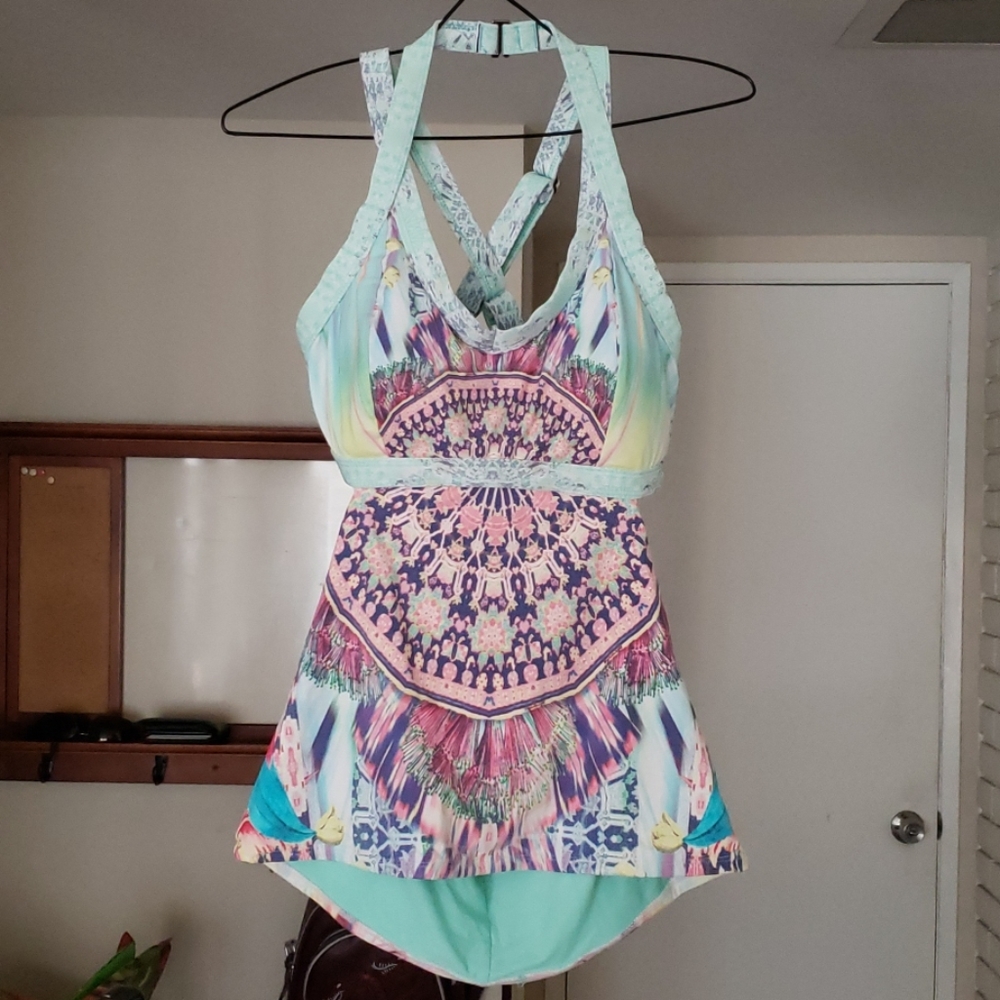 NWOT Bathing Suit Top